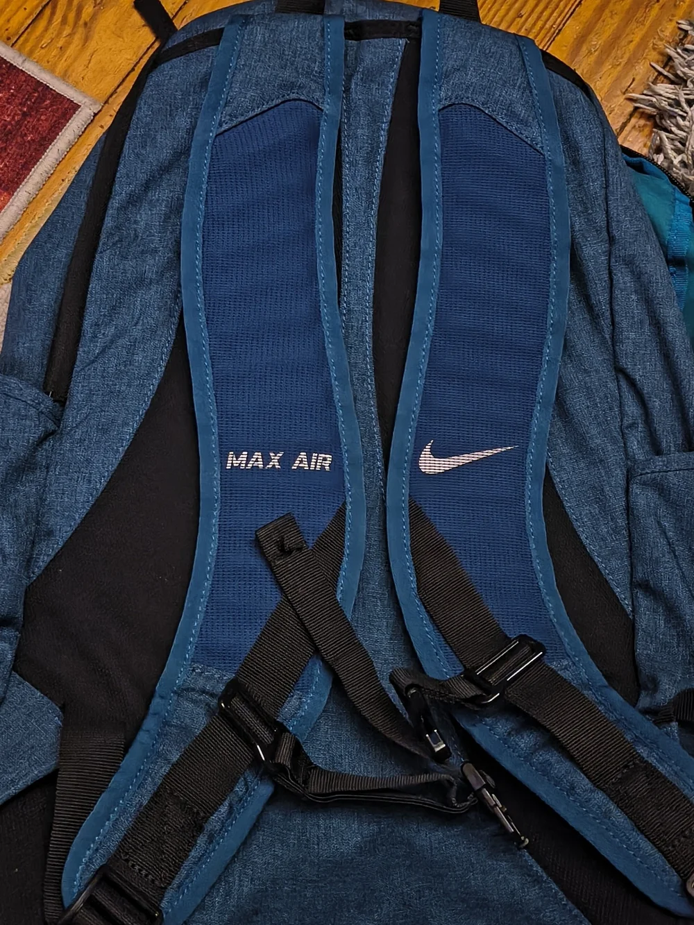 Nike Men's Green Backpack - Durable Everyday Carry